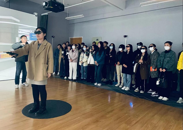 2242d85c07db49518a80fc45c4aa6048.png 培训照片2.png